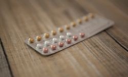 tabletki-antykoncepcyjne-skutki-uboczne